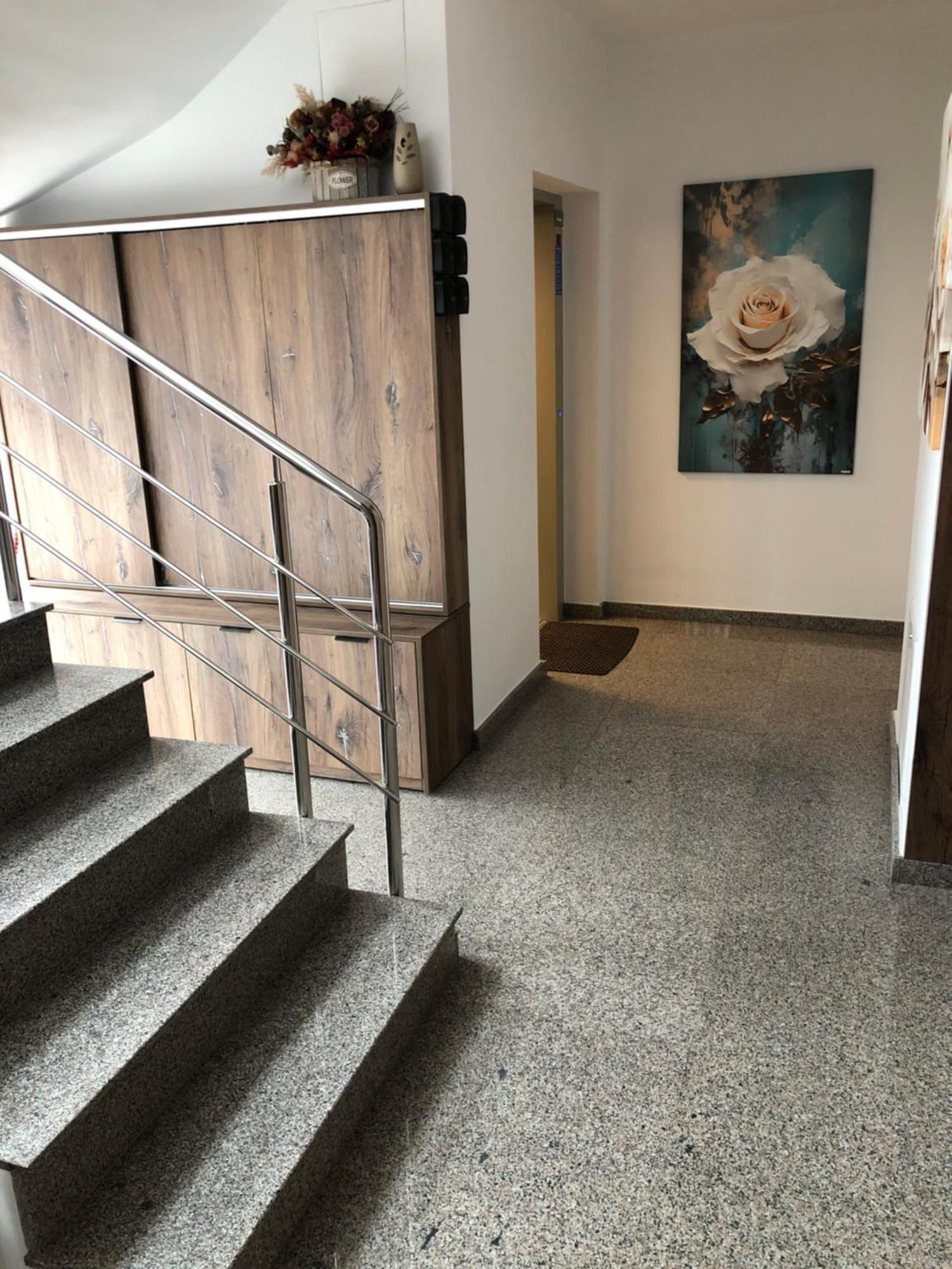 ZResidence Куртя-де-Арджеш Экстерьер фото